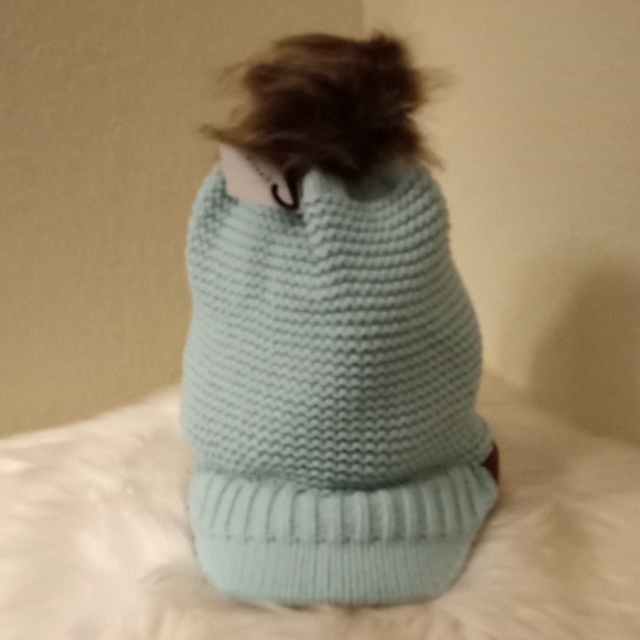 Rimmed Aqua Knitted Hat with Faux Fur Pompom… - Picture 16 of 16